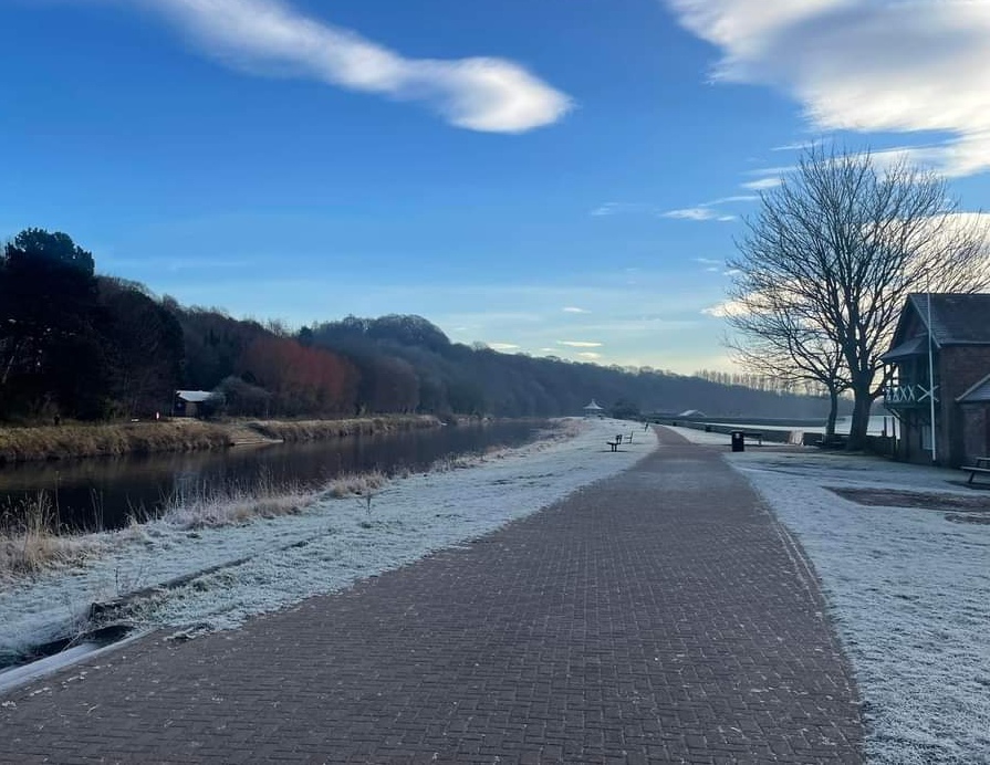 Frosty view of Cuth's boathouse