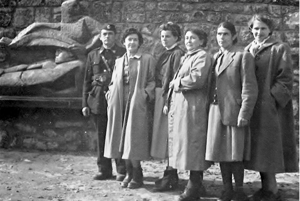 The partisan hospital staff in 1956. Vera Švabenic-Zoričić is second from left (Jančić-Starc 1971).