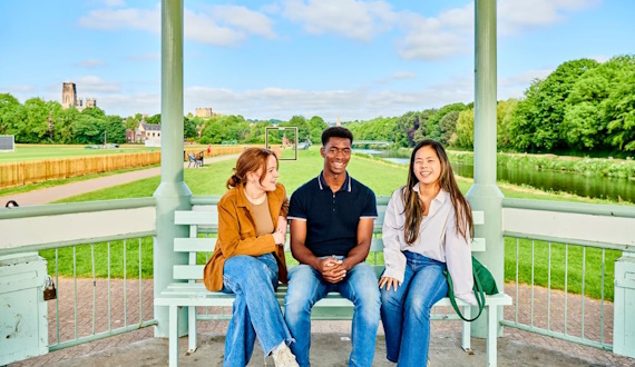 This is the image alt text